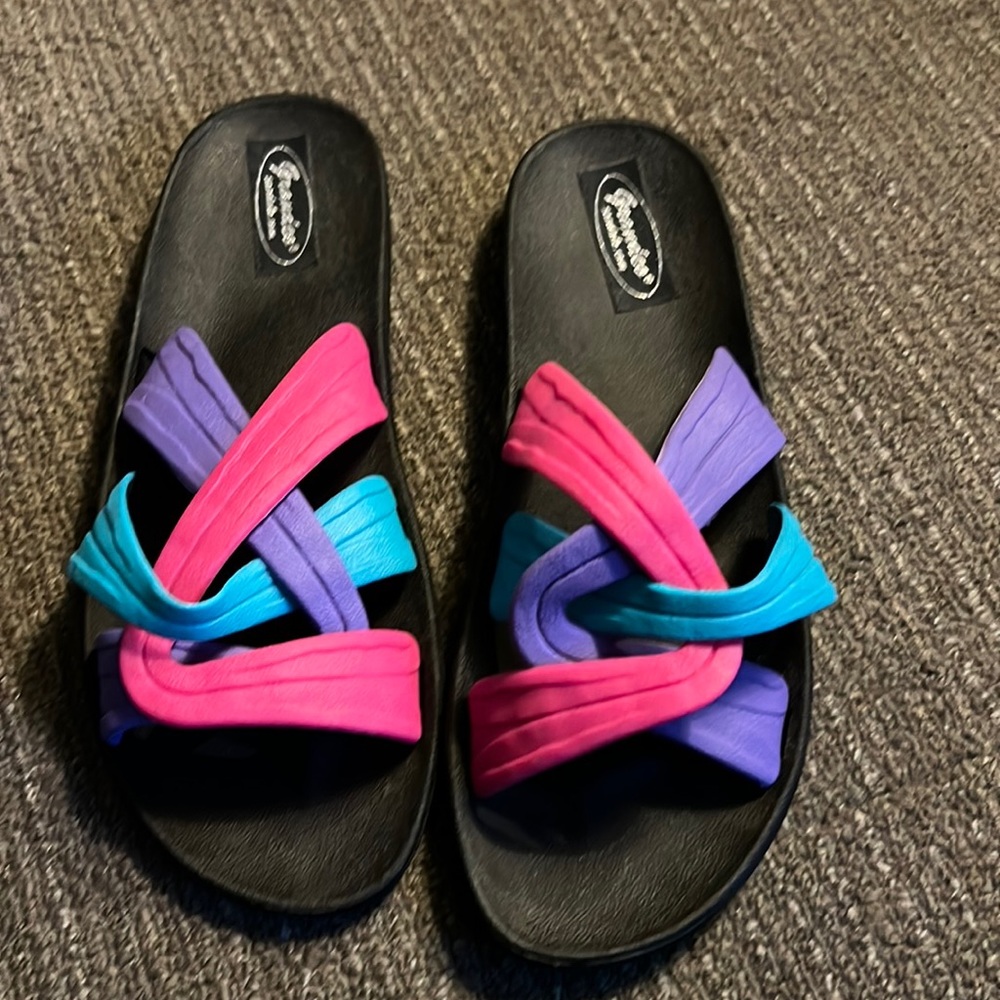 Grandco Sandal multi color size 8